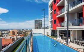 Central Cbd Exec Stunning View Wifi Netflix Wine